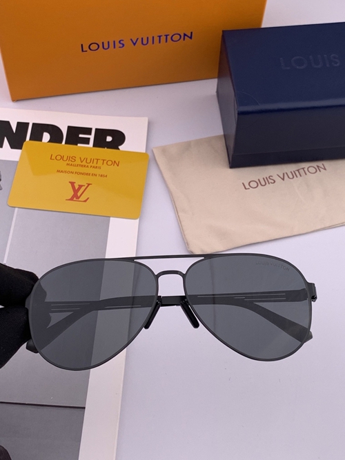 ルイヴィトンサングラス側面デザイン